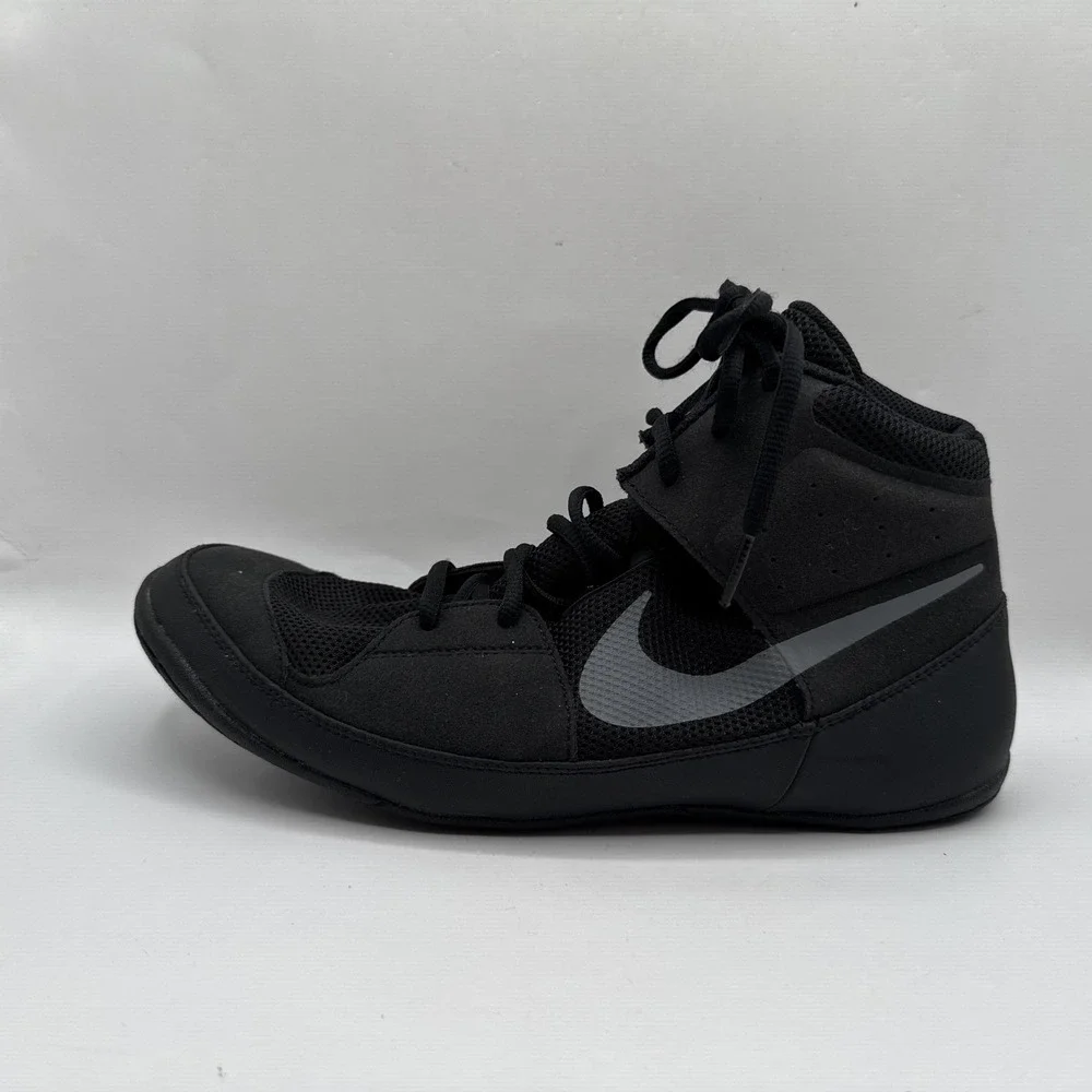 Nike fury black